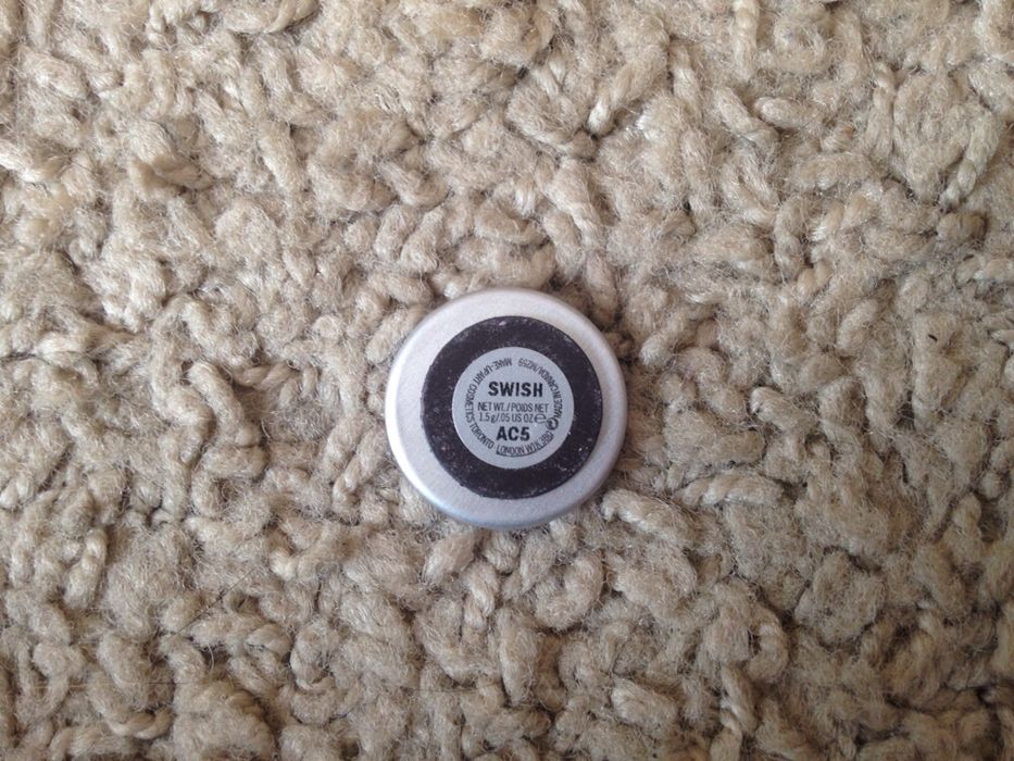 Mac Swish cien do powiek wklad paleta nars geek inglot