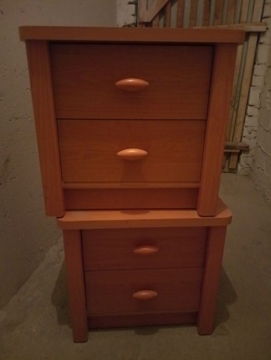 Szafki nocne z szufladami