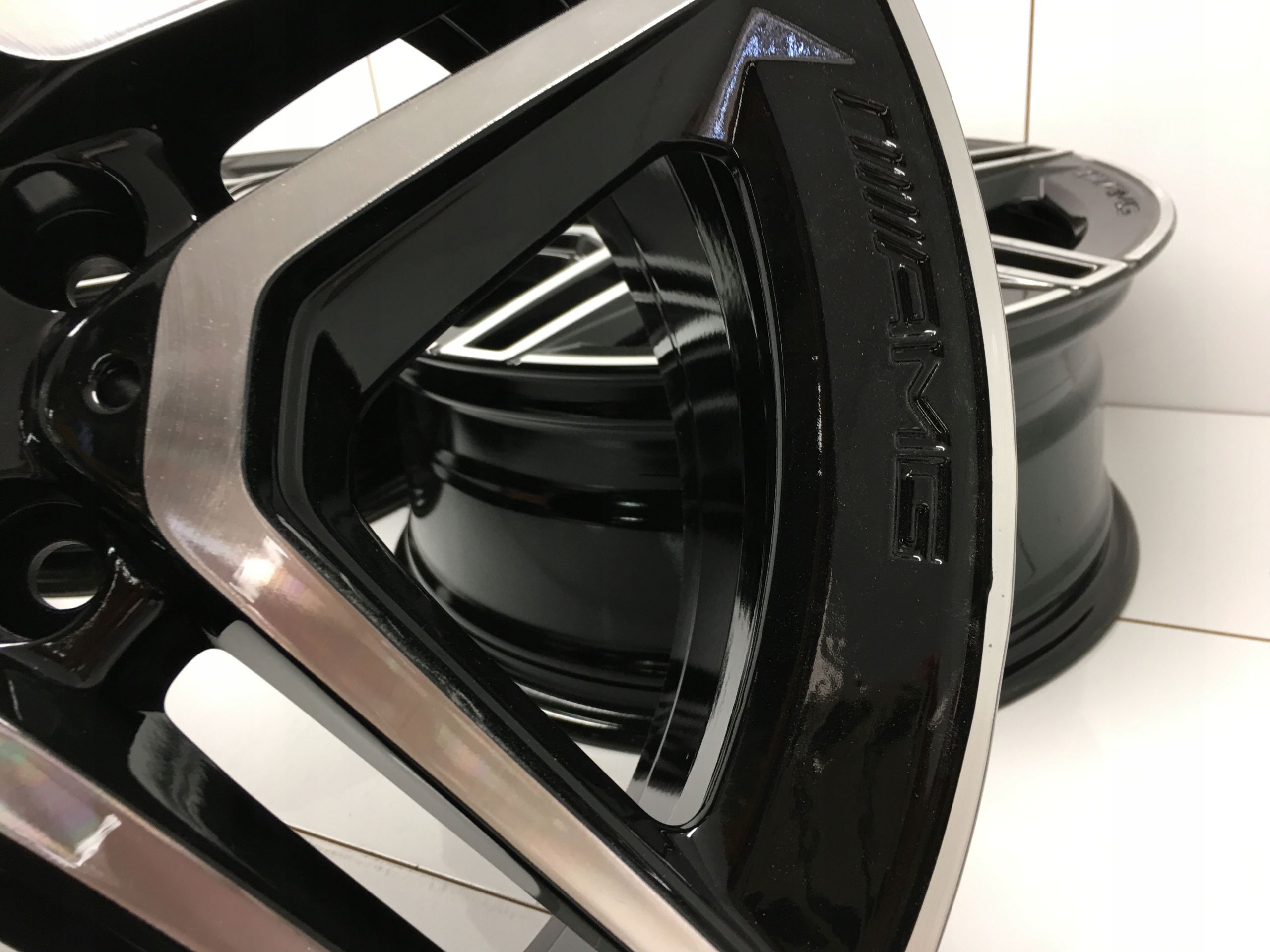 Felgi 18 Mercedes c Klasa Amg 205 7,5 ET44 8.5 49 idealne
