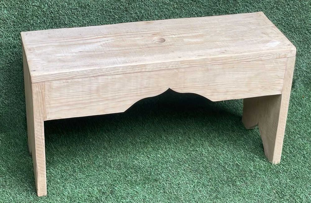 Banco rustico em pinho cru