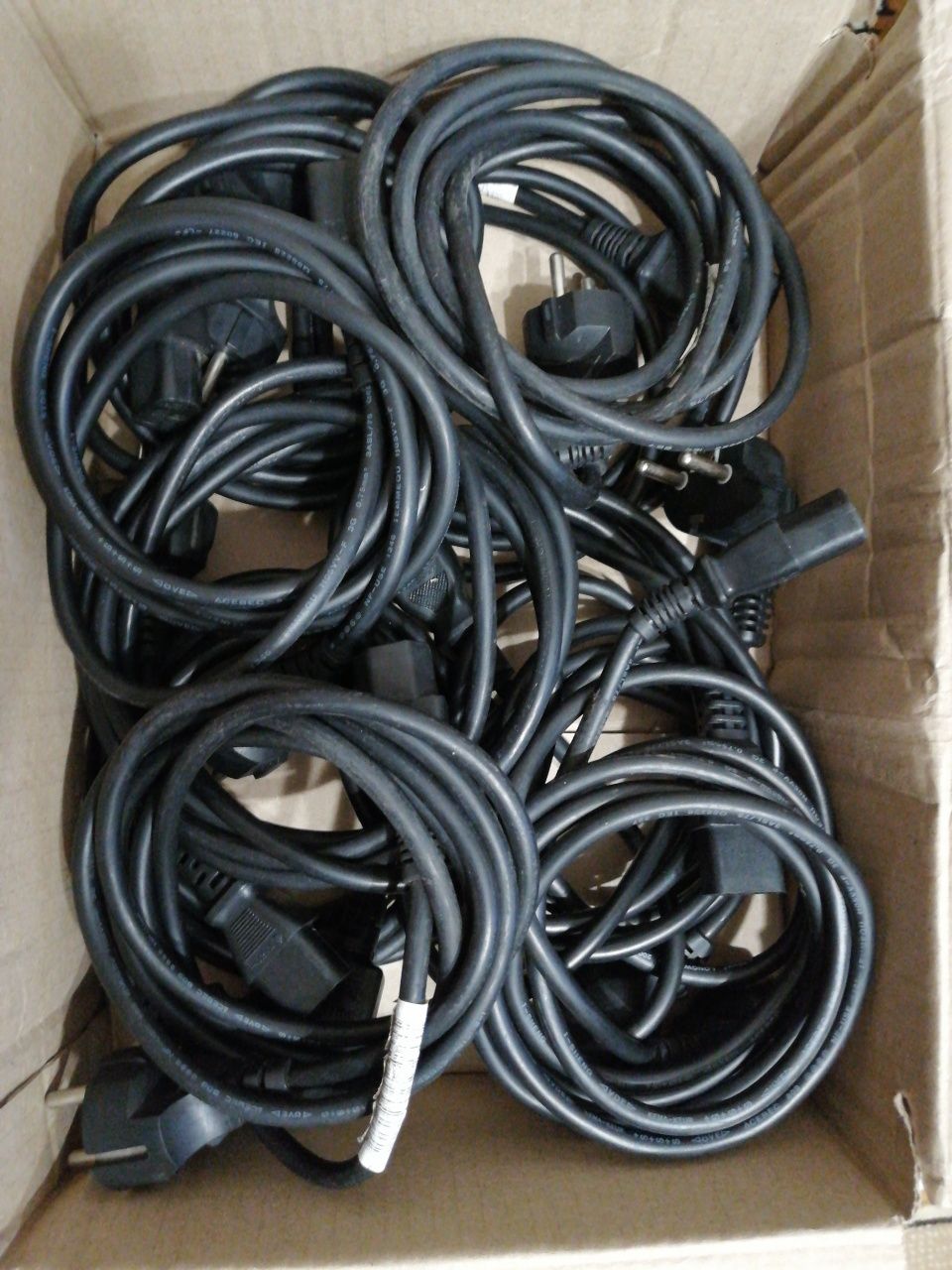 Сетевой шнур кабель питания ПК и др. устр. (удлинитель сетевого шнура)