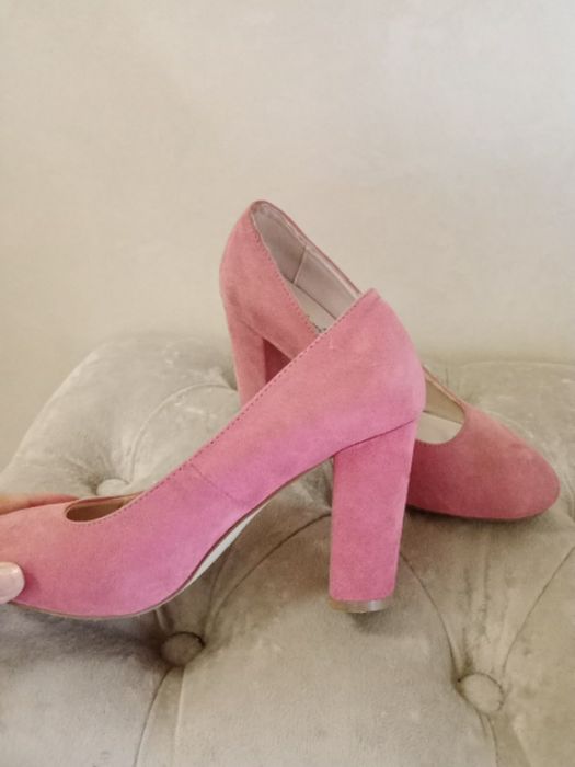 Туфлі в ідеальному стані