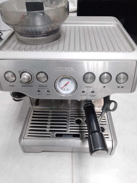 Кофейная станция Bork C804