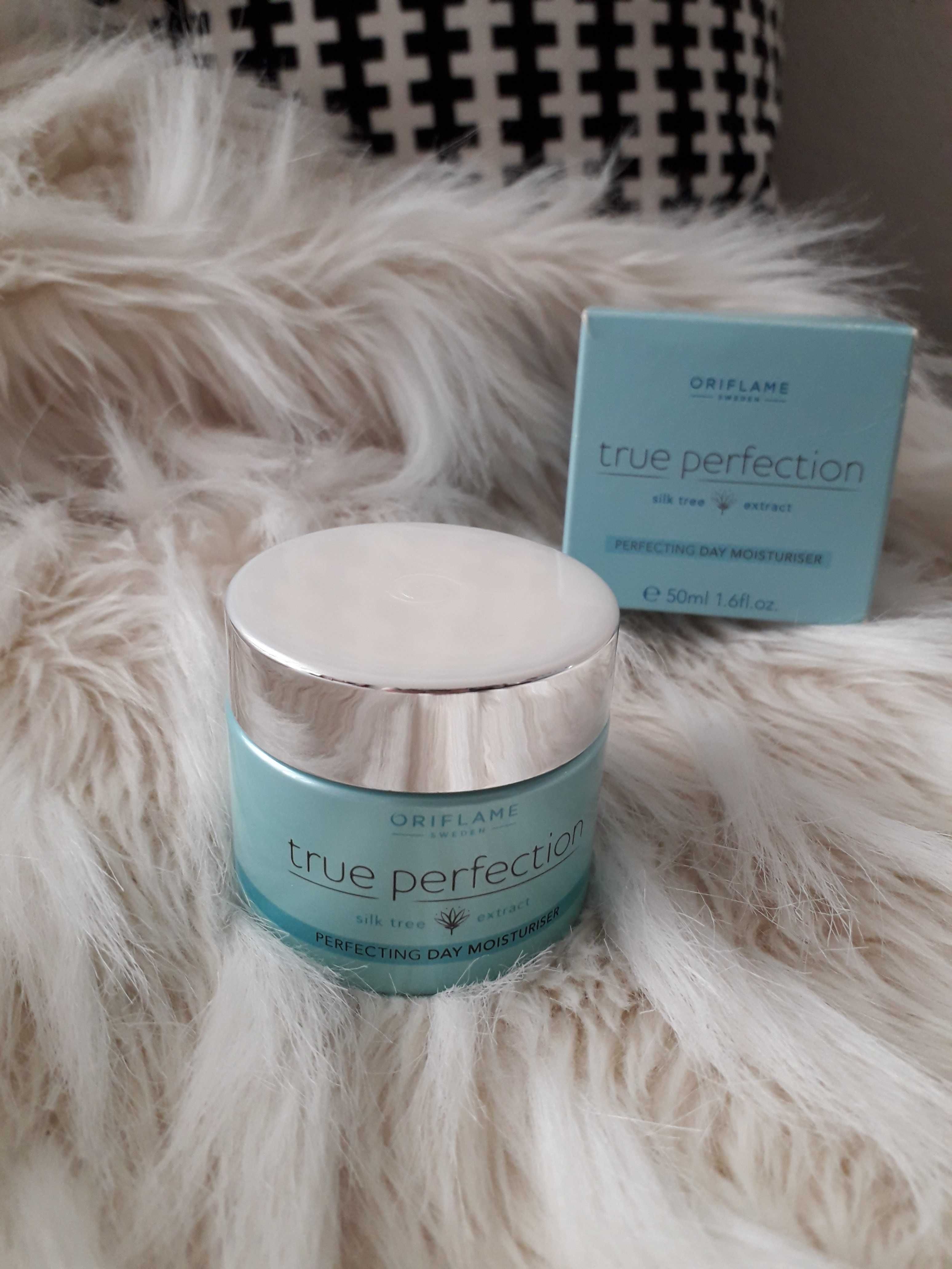 Creme de dia True Perfection 《Oriflame》