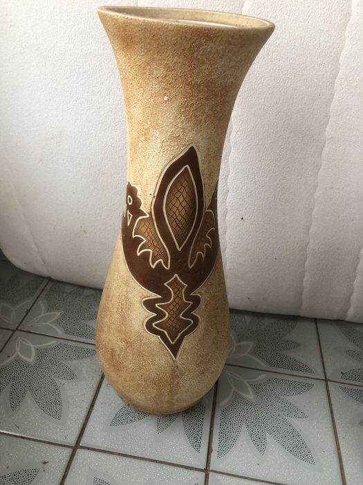 Ваза напольна в гарному стані