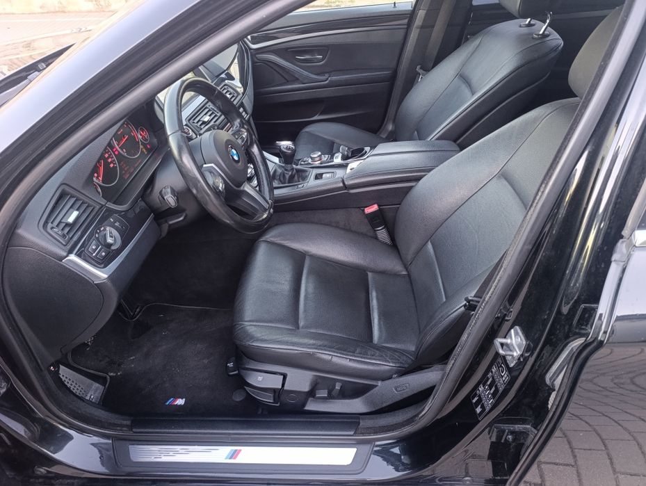 BMW F10 Seria 5 Sedan 525d 3.0d M-pakiet Manual