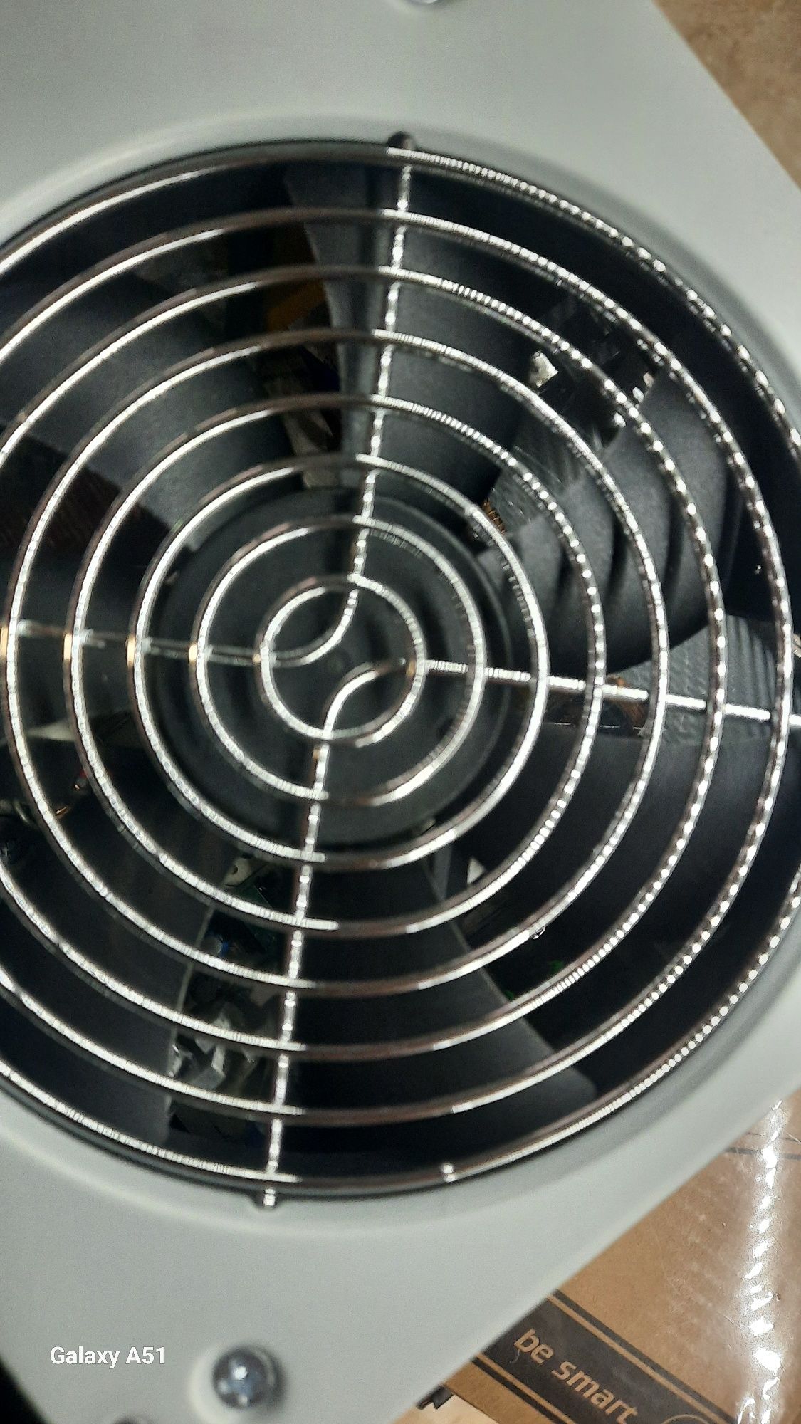 Блок живлення Chieftec 400W   xilence 400W
