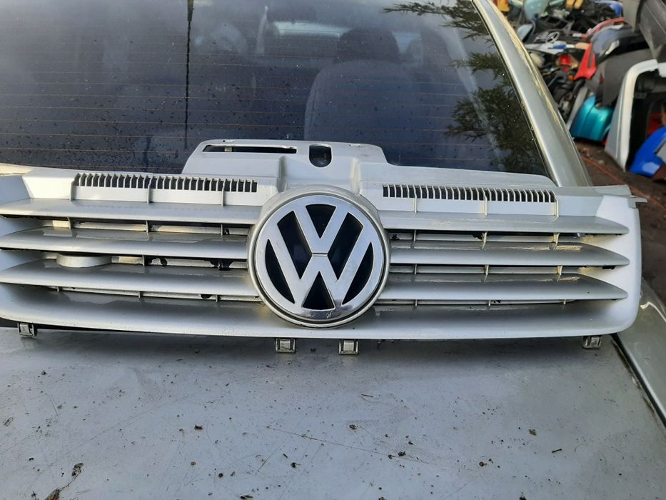 Atrapa grill vw polo 9n