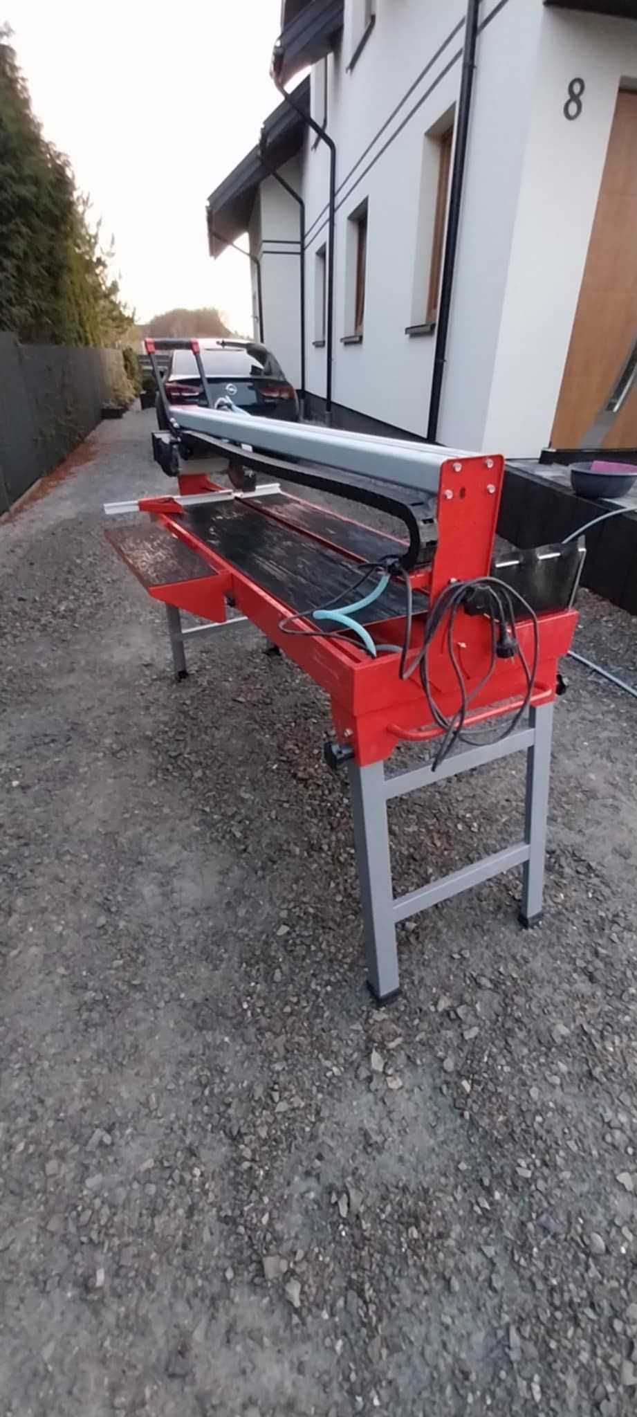 Przecinarka do płytek Dedra 1200w  250x25,5mm max cięcia 1200mm