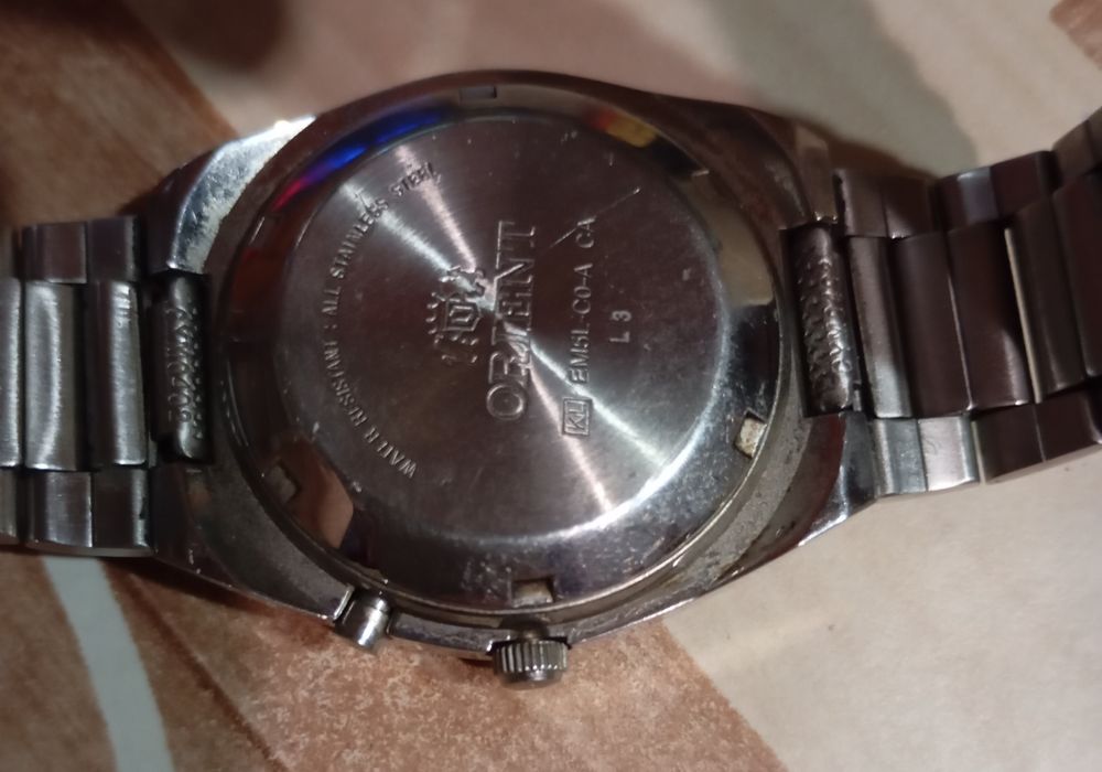 Продам часы Orient