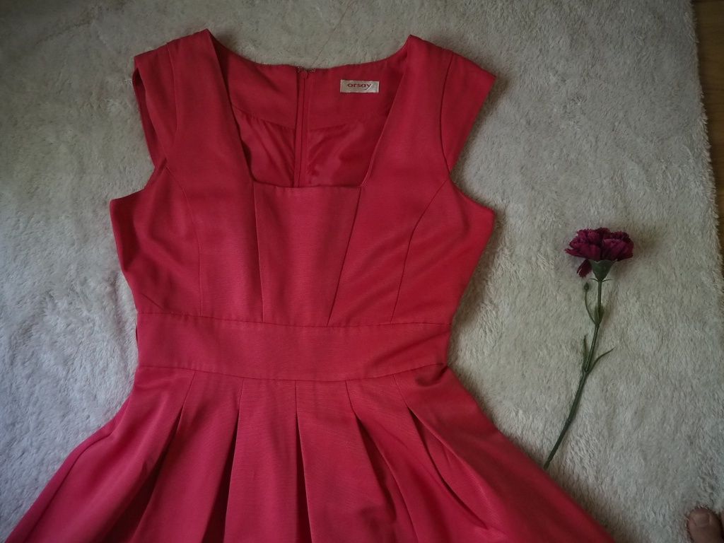 Różowa sukienka - Orsay - 38