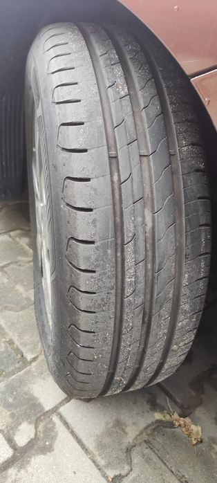 Opony goodyear R15/195/65/H91 wraz z alufelgami Dezent TD