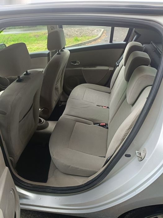Renault Clio 3 1,6 benzyna