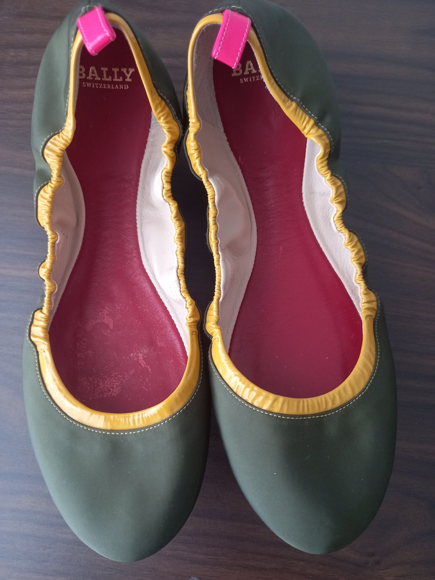 Bally шкіряні балетки туфлі мокасини 39 р