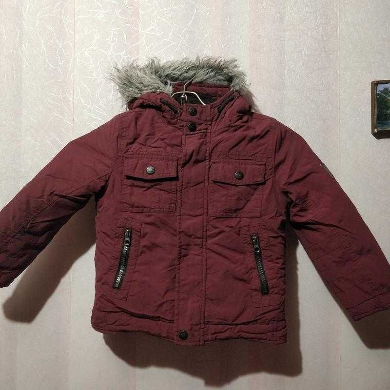 Куртка зимняя на меху на рост 98-104 (3-5 лет)