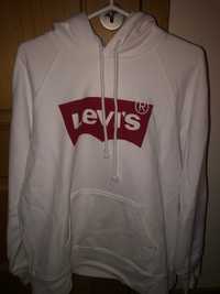 Sweat Levi’s nova