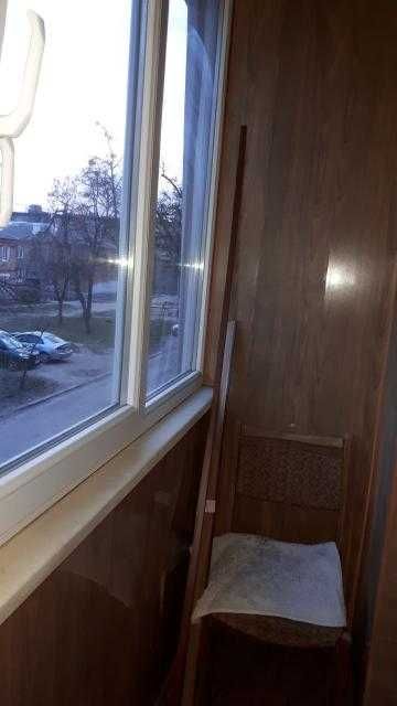Продам 2 комн кв 2/5 на Петра Григоренко