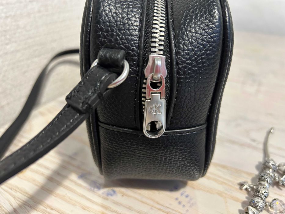 Сама популярна модель сумочки камери  від Ск