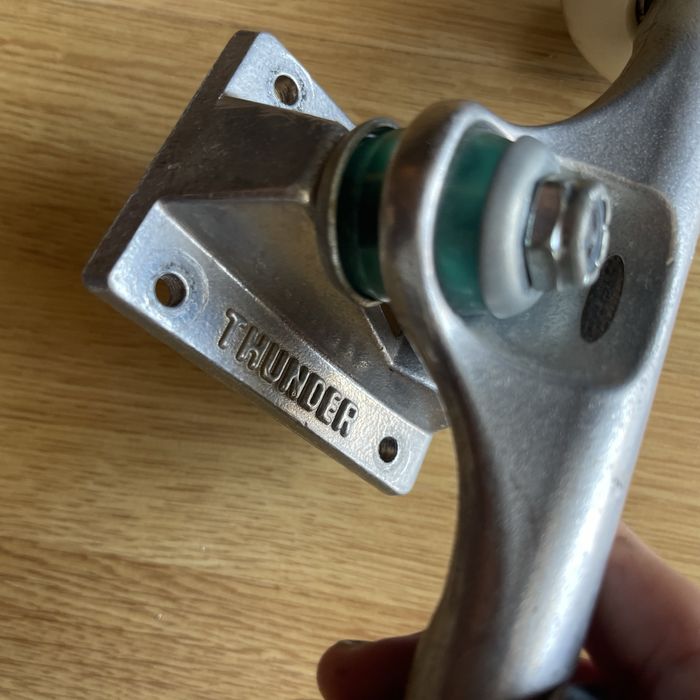 Thunder 147 team truck (polished) 8” / Bones Tucker Big Fish 32”