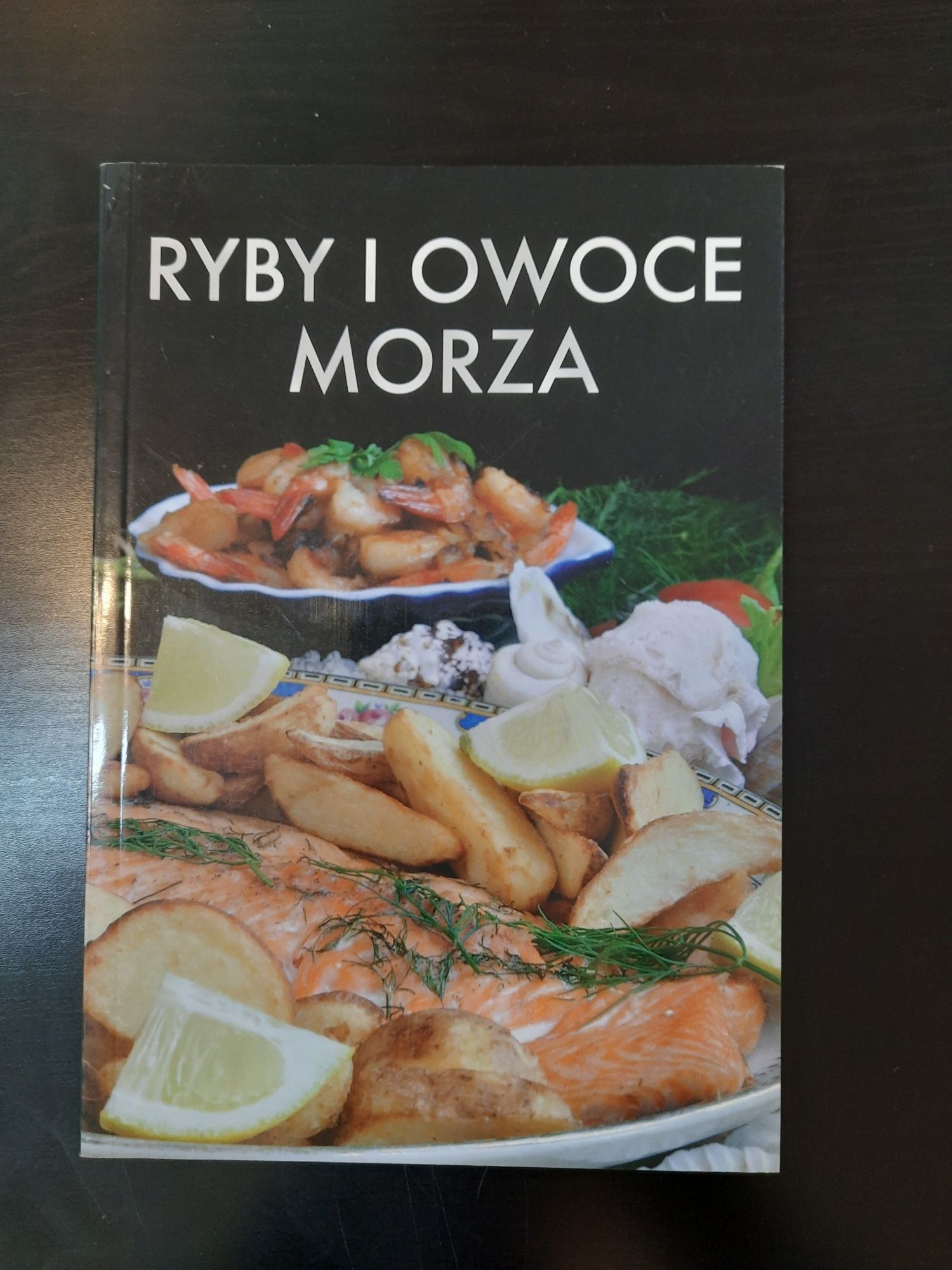 Ryby  i owoce morza