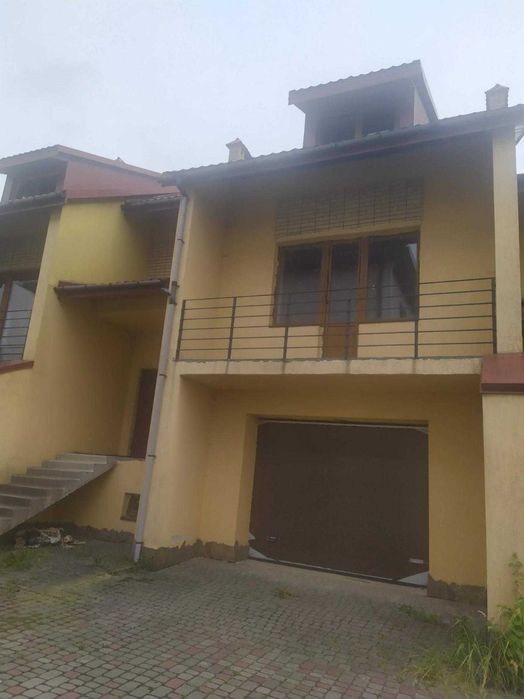 Продаж котеджу, вулиця Стуса, Зубра