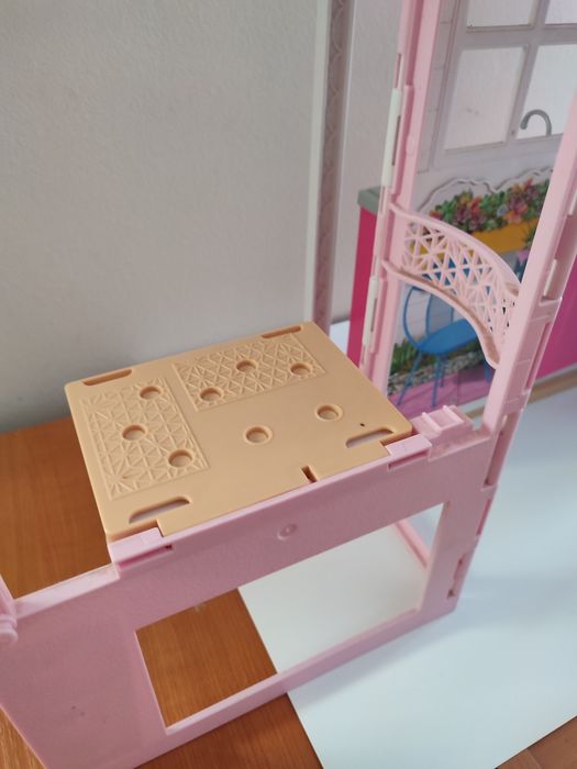 Rozkładany domek Barbie