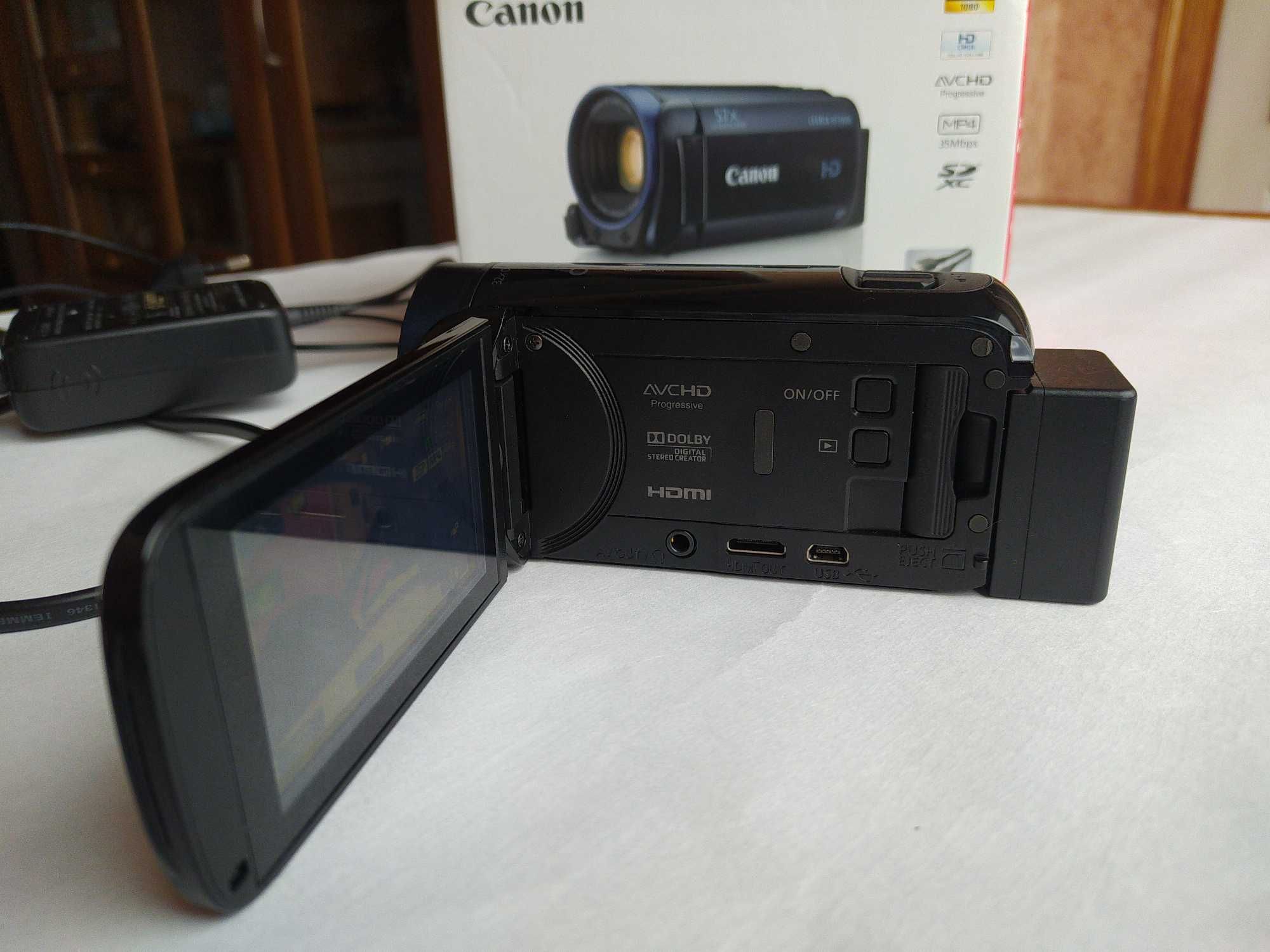 Відеокамера Canon Legria HF R606 (Видеокамера)