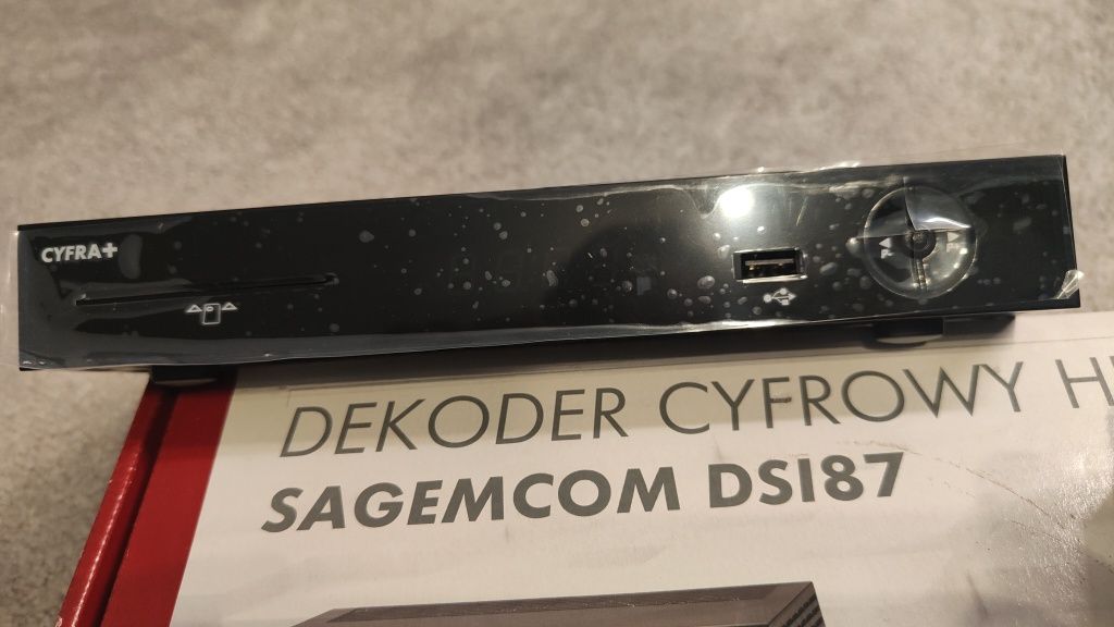 Sprzedam dekoder cyfrowy HDTV