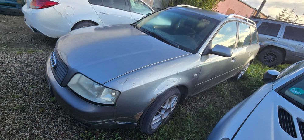 Audi A6 C5 uszkodzona