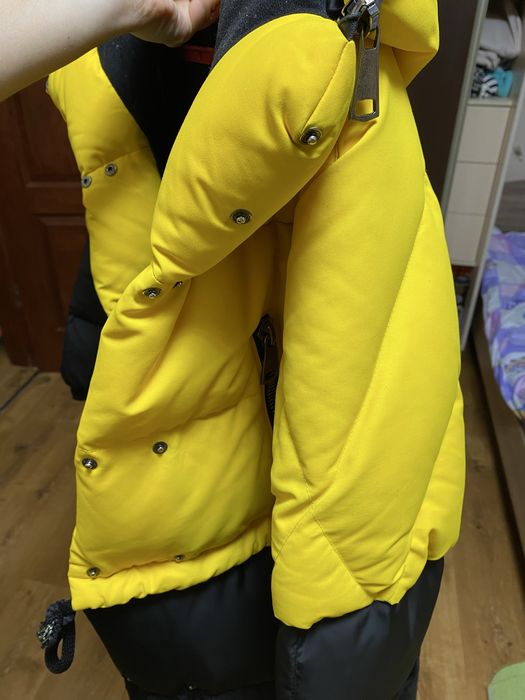 Пуховик зимовий жіночий М