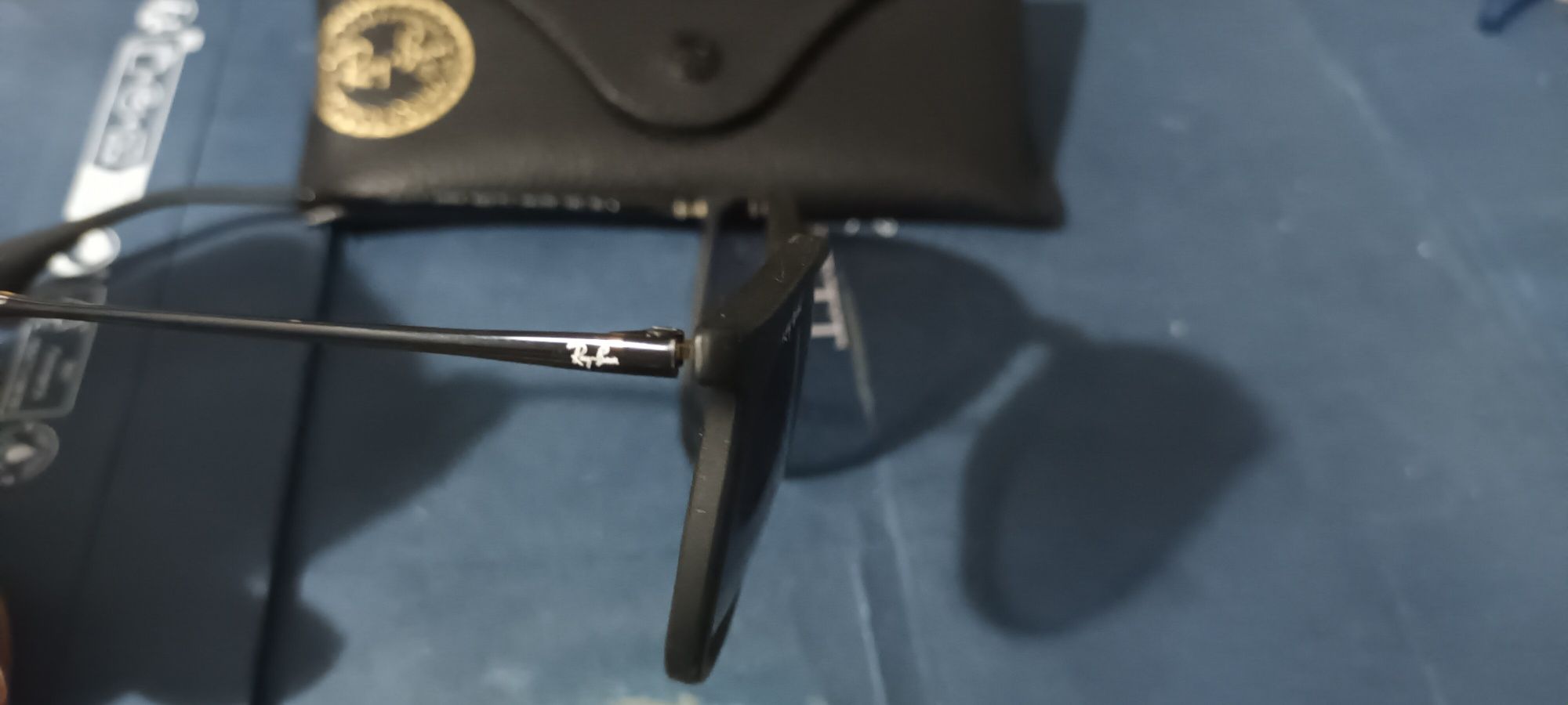 Oculos Ray-Ban RB4171F Erika Asian Fit Polarized 622/T3
RB4171F Erika
