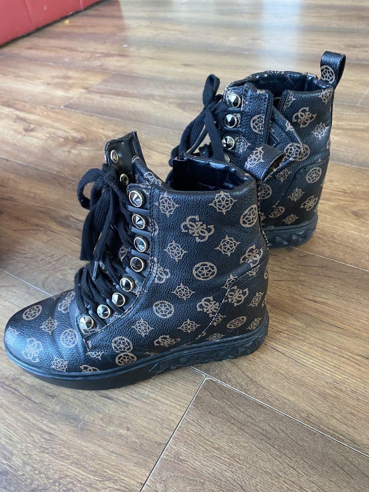 Buty Guess rozmiar 39