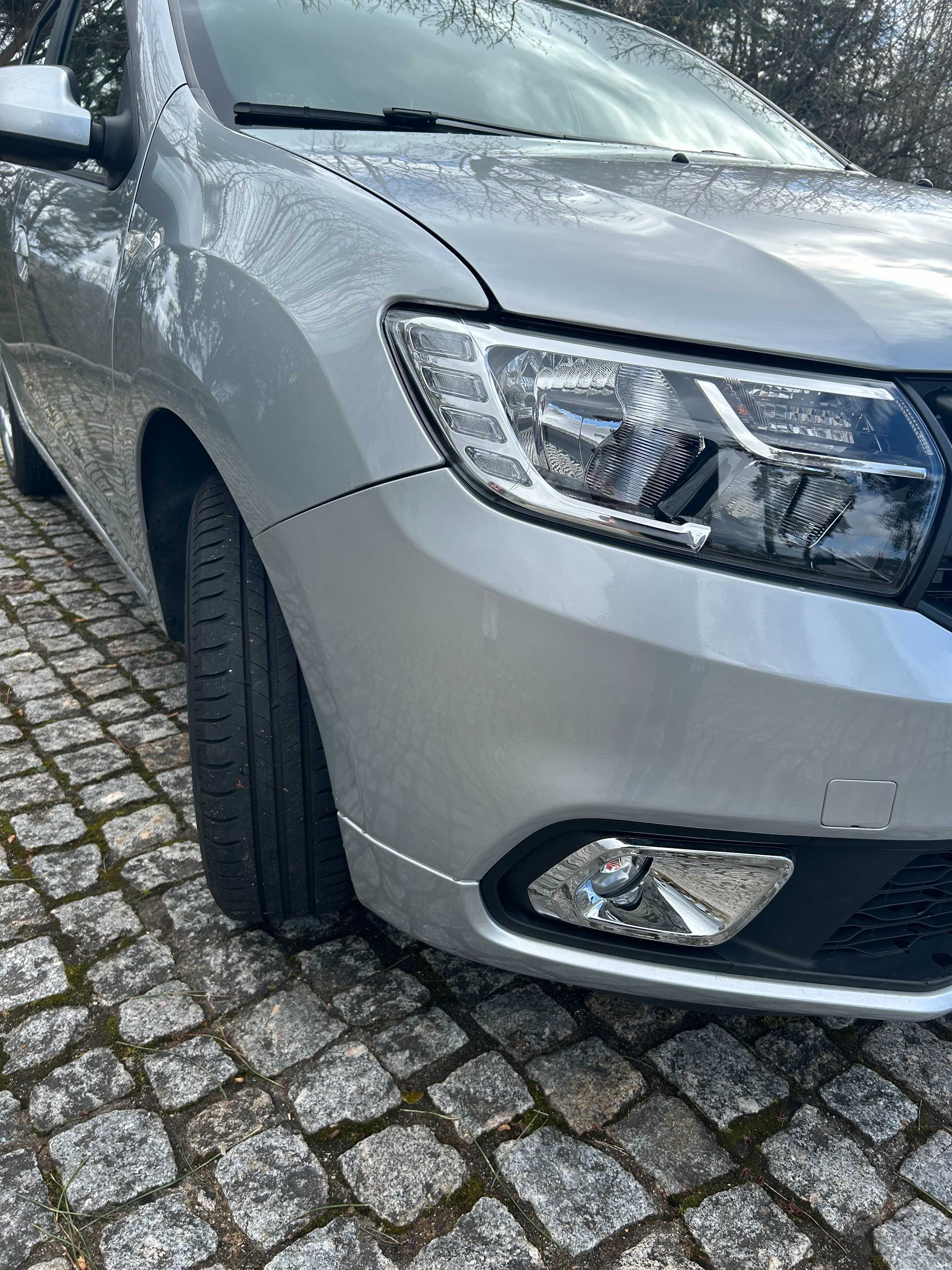 Dacia Sandero 1.0 com GPS - ano 2020