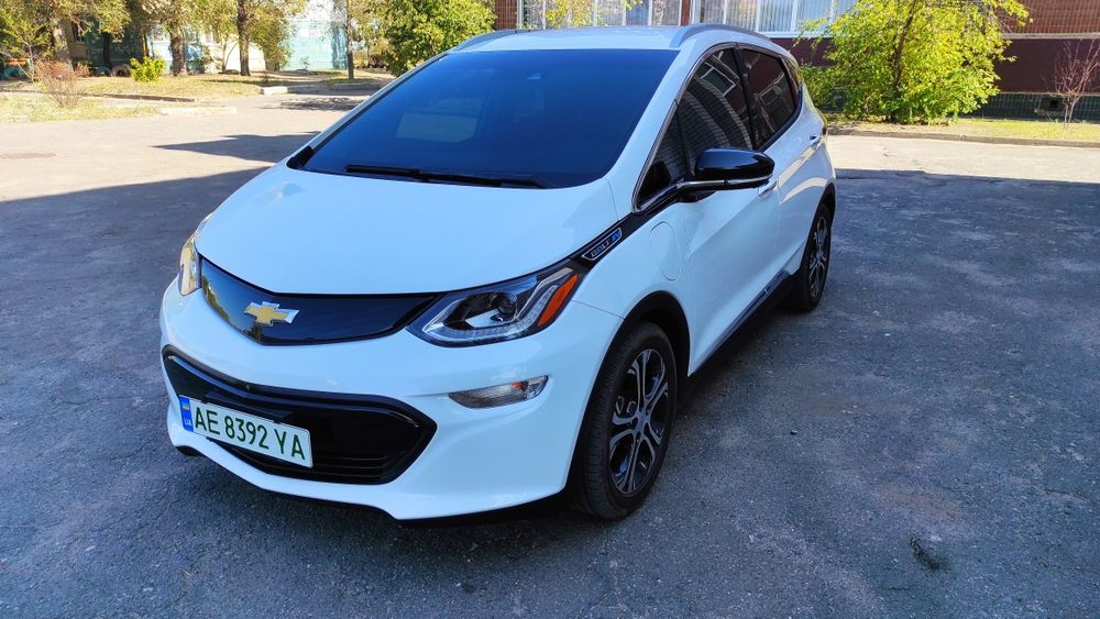 Chevrolet bolt 2018 60 кВт