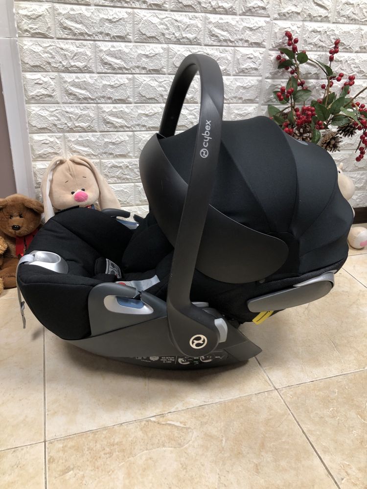 Автокрісло Cybex Cloud Z i-Size Група 0+ (0-13 кг) детское автокресло
