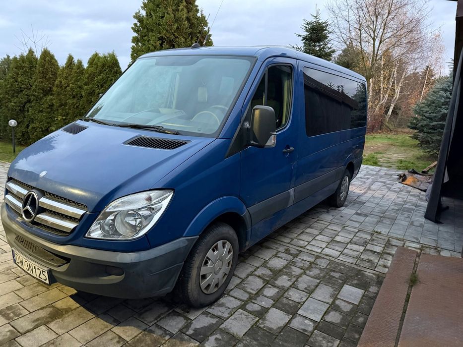 Mercedes-Benz Sprinter  9 osób, regulowane fotele demontowalne