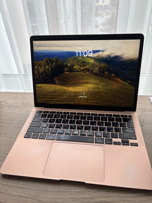 Ноутбук Apple MacBook Air 13" M1 8/256GB 2020, колір rose gold