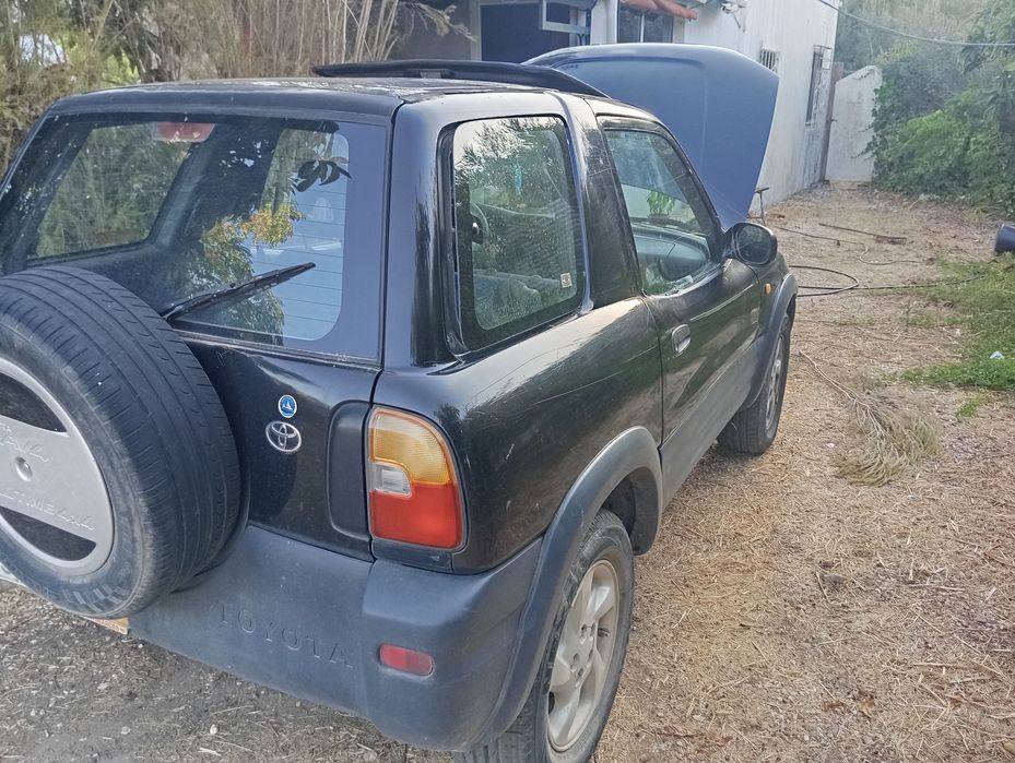 Toyota RAV 4  1997 2.0