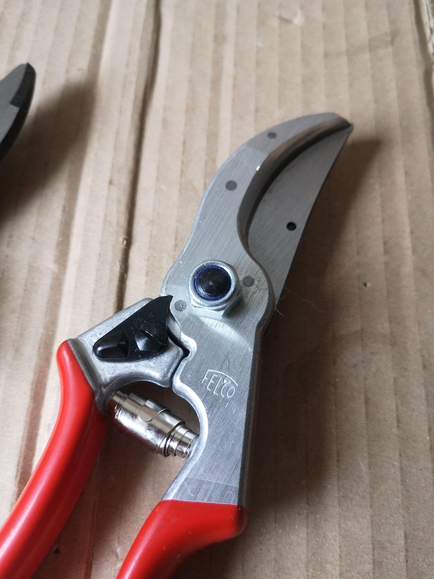 Felco 4 sekator ręczny ogrodowy nożyce nowy