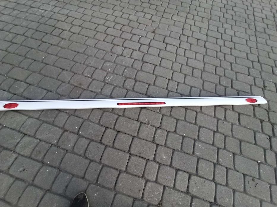 listwa oświetleniowa do przyczepy kampingowej hobby