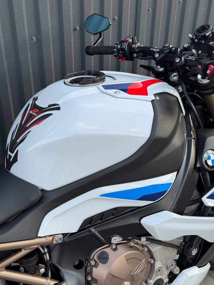 Bmw s 1000 R  2023 r