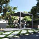 Pergola aluminiowa wolnostojąca. Zadaszenie żaluzjowe aluminiowe.