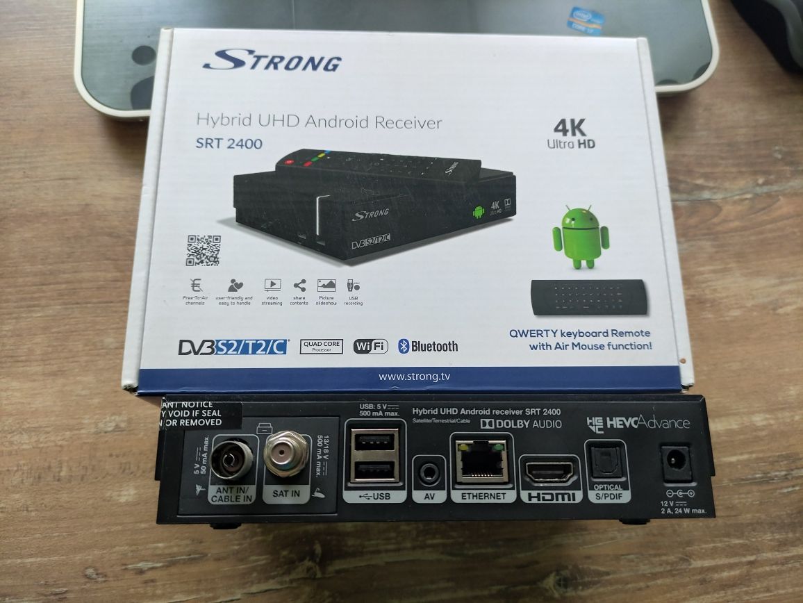 Смарт приставка Android Strong SRT 2400 DVB-S2 DVB-T2 DVB-C тюнер