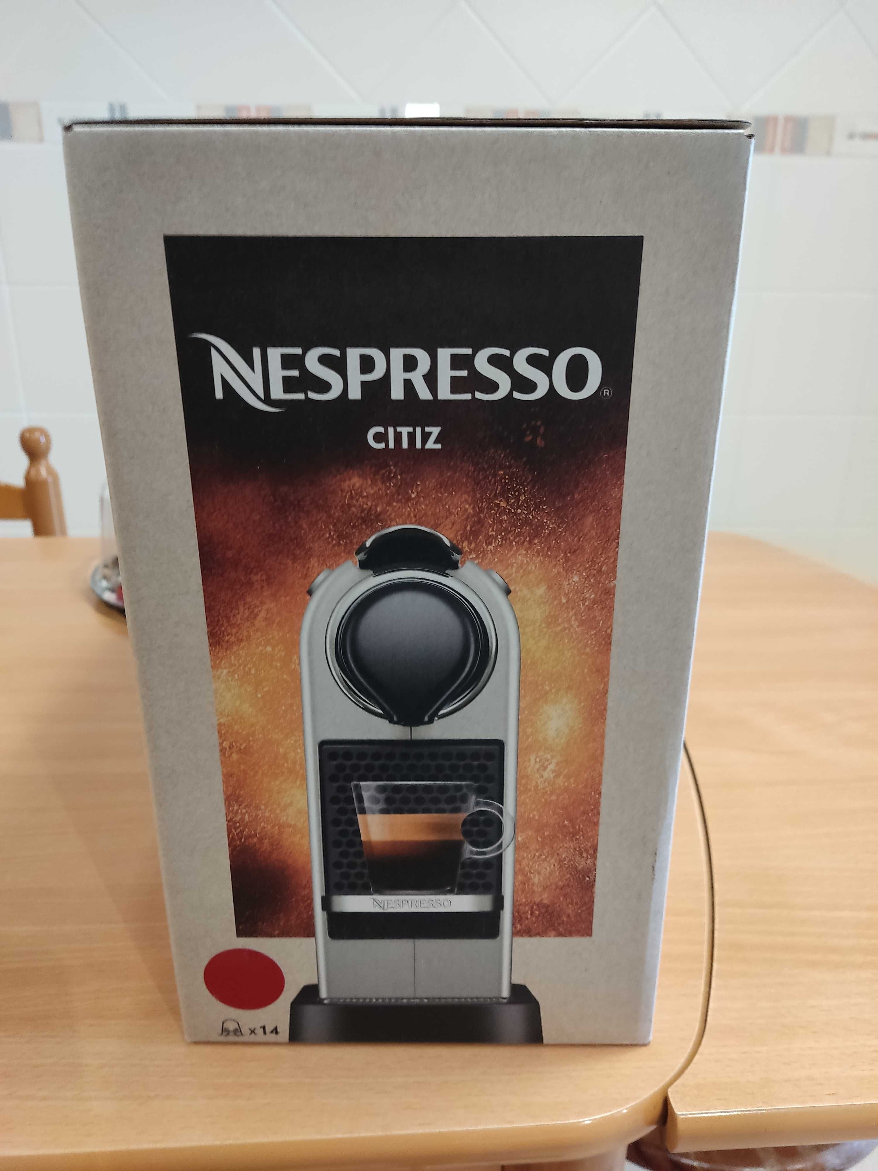 Máquina de café Nespresso