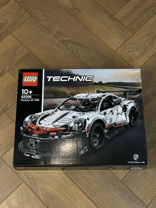 Lego Technic Porsche 911 RSR