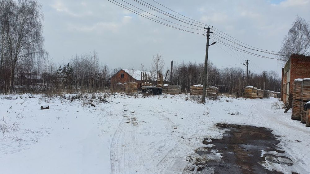 Продам виробничу базу смт Ріпки , Чернігівської області.