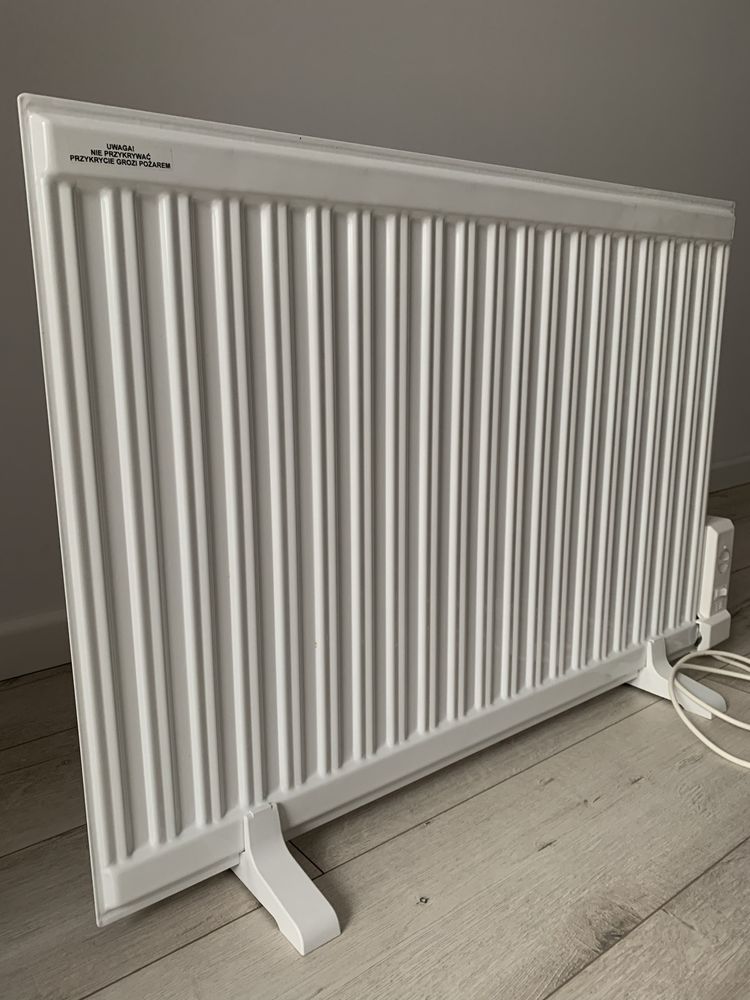 ELPE 700W-1381.000 grzejnik elektryczny olejowy 900x600 program 7 dni