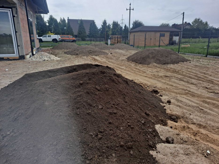 Ziemi ogrodowa przesiana [humus czarnoziem pod trawnik warzywa] 4 tony