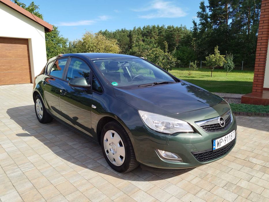 Opel Astra J 1.4 Benzyna z Niemiec Zarejestrowana