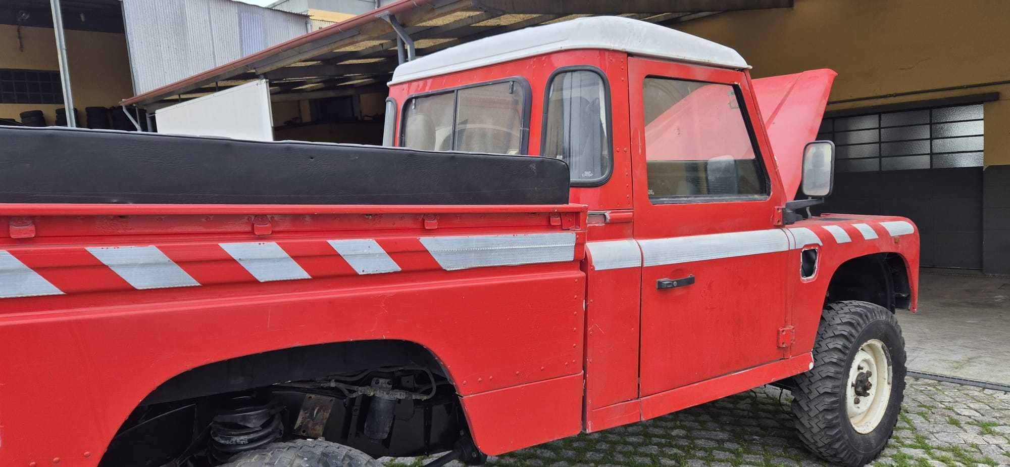 Land Rover Defender 2.5 TD5